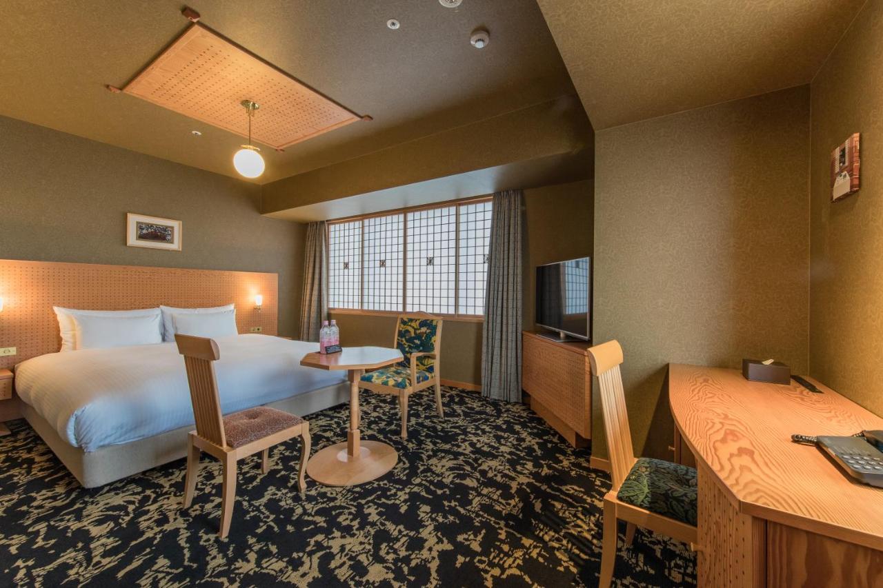 Jr Kyushu Hotel Blossom Ойта Екстериор снимка